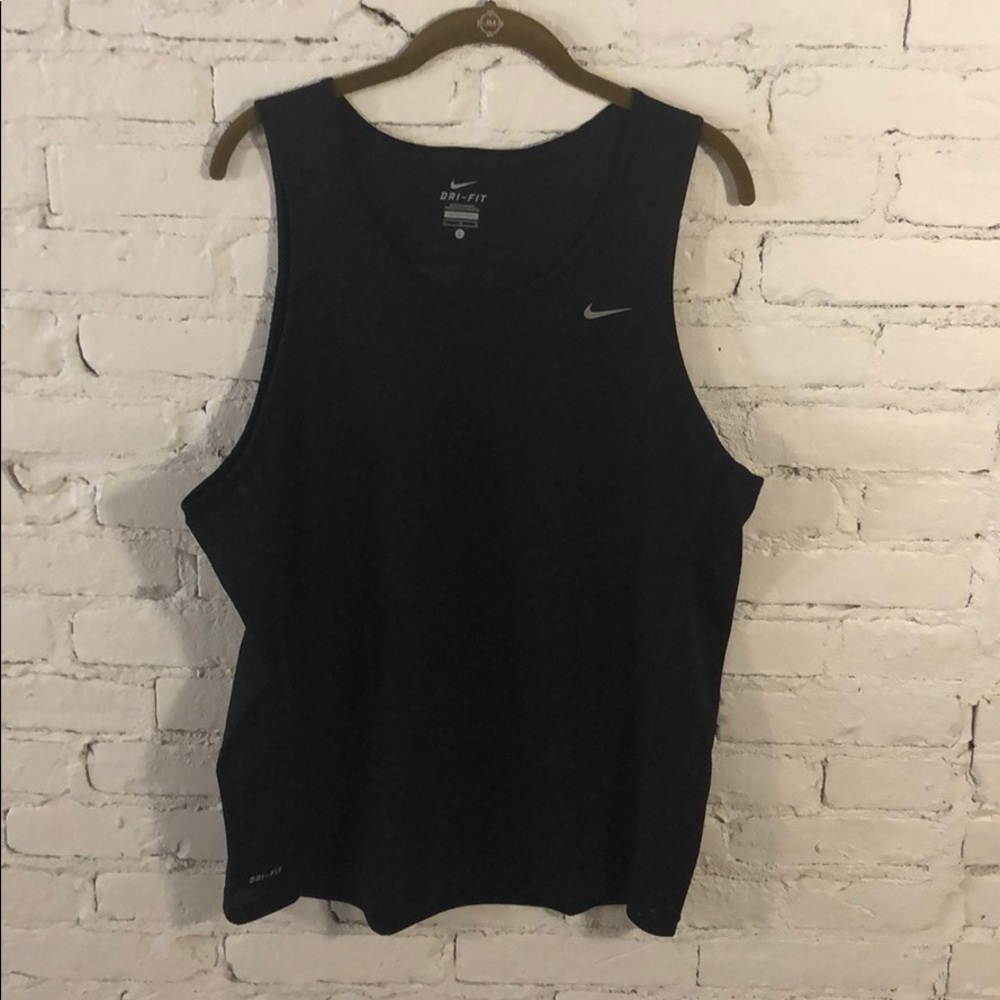 Men’s Nike Dry Fir Large Black Tank